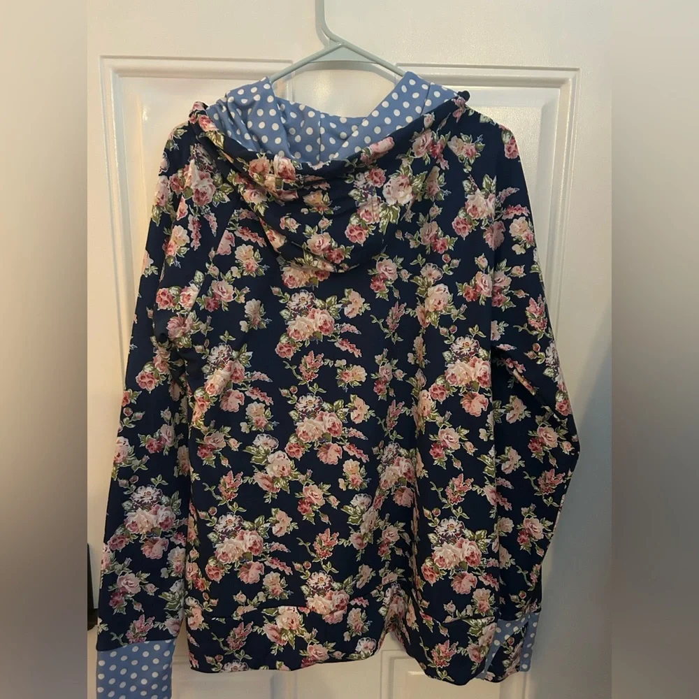7degrees Poppy Pullover Hoodie with Polka Dot Accents (out of print) - Picture 7 of 13